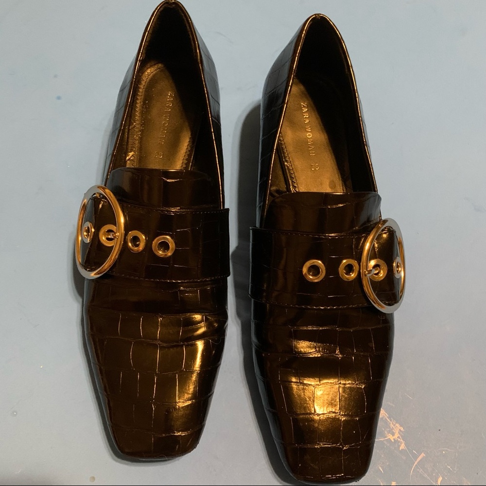 Zara Black Croc-Embossed Loafers with Gold Buckle